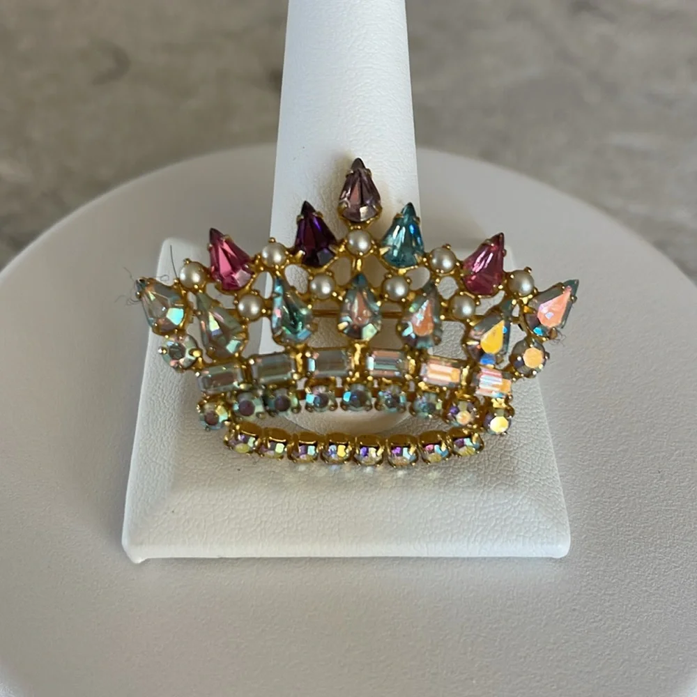 B.DAVID Signed Gold Tone Tiara Crown FauxPearl Aurora Borealis Iridescent Brooch